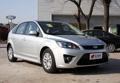 長(zhǎng)安福特福克斯變速箱滲油 投訴維修均無果 長(zhǎng)安福特福克斯變速箱滲油 投訴維修均無果