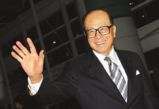 李嘉誠:不在乎首富地位 媒體對我身價少估40%