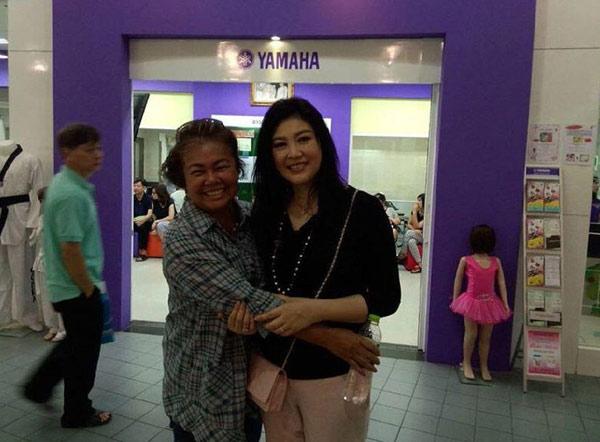 組圖：泰國前女總理英拉獲釋后逛街照片曝光