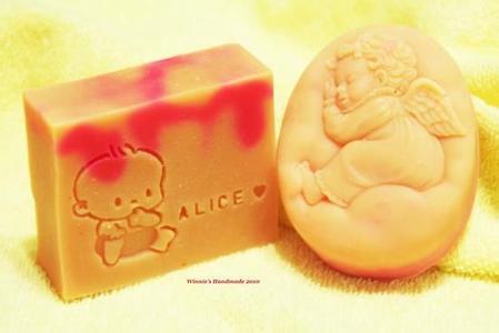 賣家面售 方便袋里裝大量&ldquo;乳皂&rdquo;