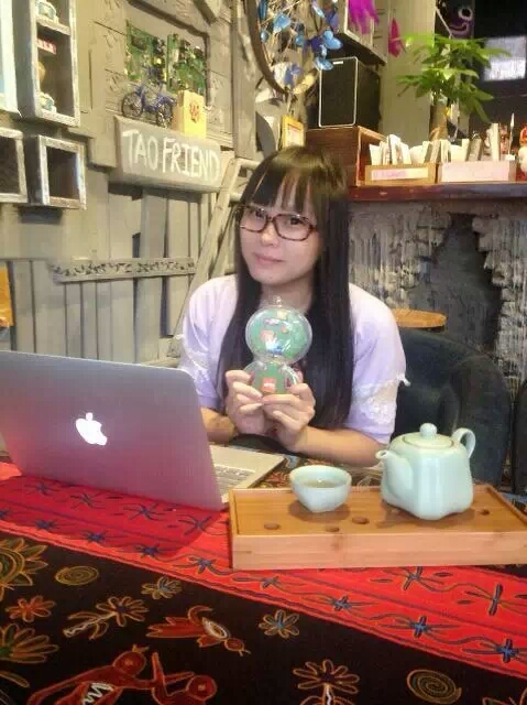 8位生態(tài)角色代表-敲鐘人-資料_20140919阿里巴巴紐交所上市敲鐘人-喬麗(鐵粉)(1)