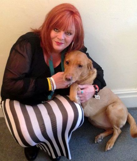 艾莉森和她的狗狗