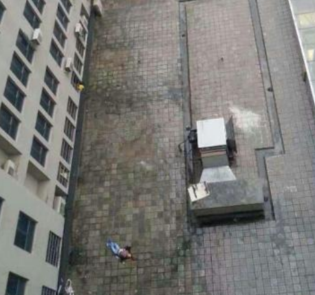 鄭州男子疑因囤積iPhone6 三天賠100多萬跳樓