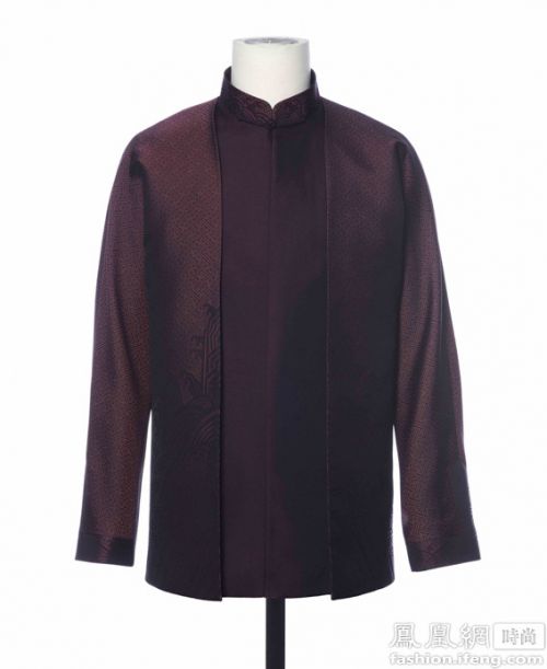 故宫红色立领、对开襟、直下摆外套