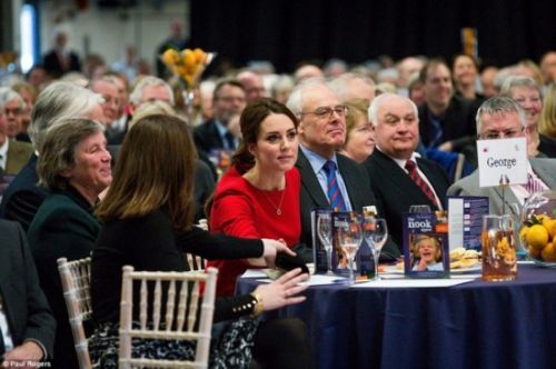 此次凱特王妃參加的是由東安格利亞兒童臨終關懷醫院舉辦的慈善活動。該醫院旨在為患有罕見疾病、難以治愈的孩子們提供臨終前的關懷。