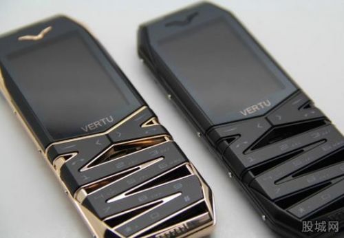 緯圖限量版手機引發風暴