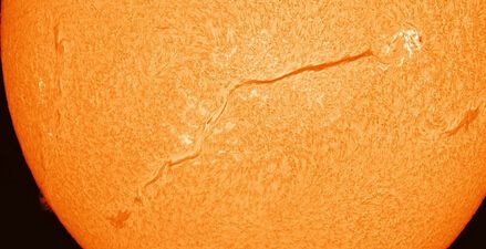 太陽出現(xiàn)史上最長暗條