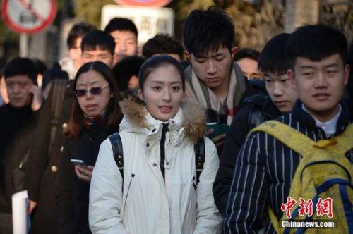 中戲主持專業要求素顏進場