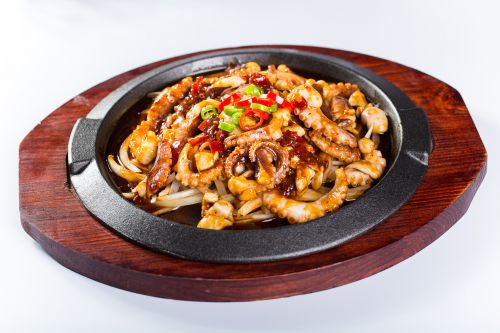 鐵板醬香八爪魚