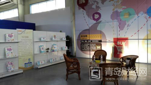 图为跨境购物体验中心 (5)
