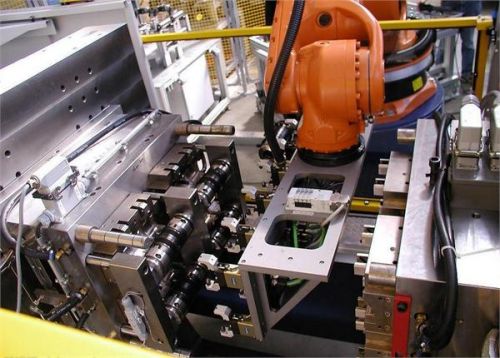 &ldquo;機器換人&rdquo;政策逐步落地 工業機器人市場爆發