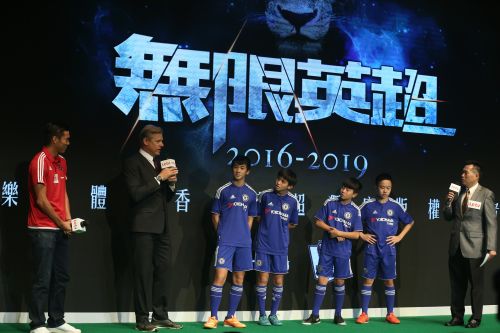 舒梅切爾、陳肇麒與香港小球迷互動