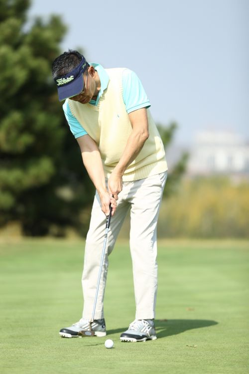 洲際酒店集團山東區第五屆慈善高爾夫賽比賽現場。01