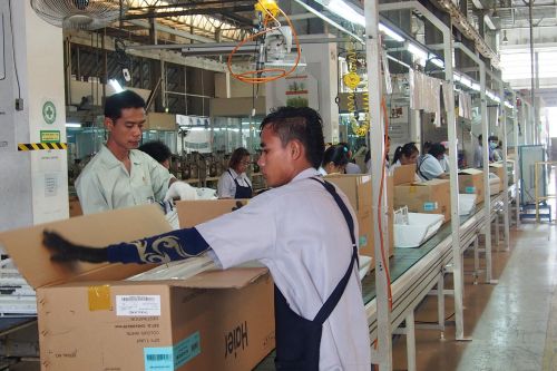 海爾泰國(guó)電器股份有限公司空調(diào)生產(chǎn)線