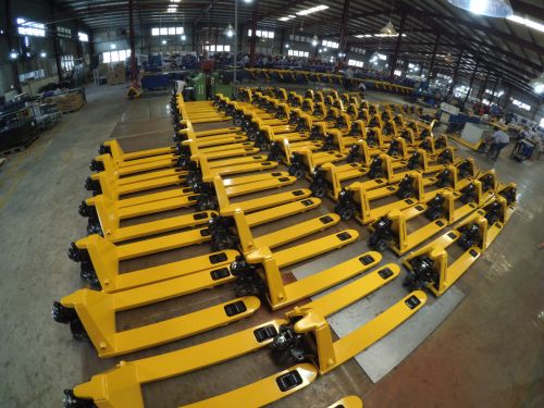 地恩地越南工廠生產的自主品牌手動液壓叉車遠銷歐美市場