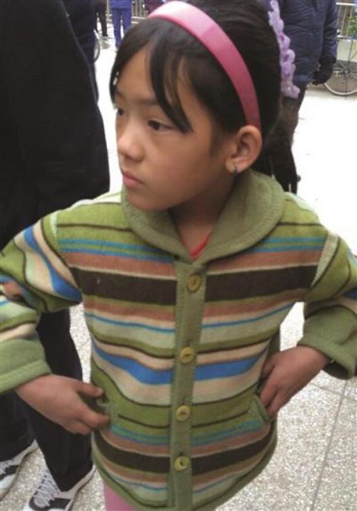 女孩火場救出妹妹