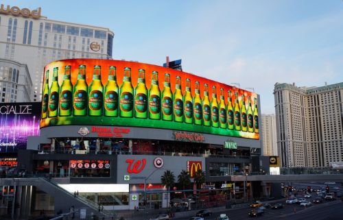 青島啤酒在拉斯維加斯