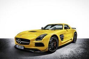 女子31萬買奔馳 首次保養時發動機內現一斤白糖