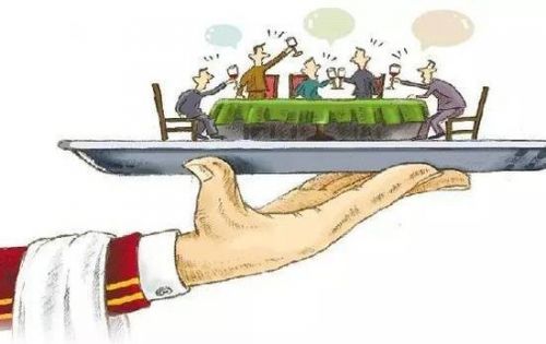 全國“兩會”上,山西省委書記王儒林痛批山西國信投資集團原董事長上官永清生活奢靡:長期飲用從韓國空運的牛奶。其實,不少貪官給人的印象是“愛吃”。