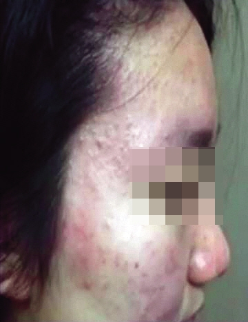 學校與化工廠污染地塊僅一路之隔。