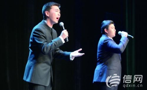 青岛俩舞蹈五艺展上拿一等奖