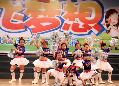 即發職工子弟展才藝迎“六一” (4)