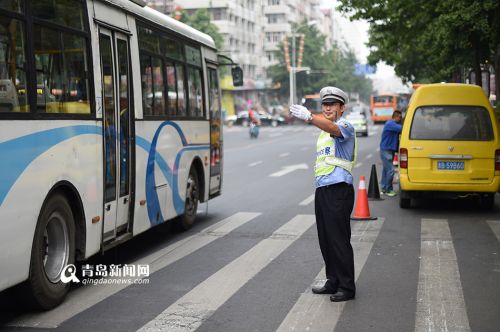 【高考故事】考生披战袍上书:战无不胜