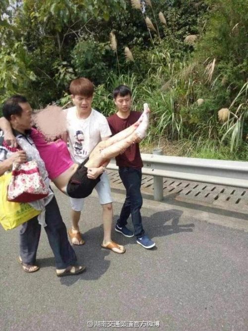 湖南宜章境內一客運大巴起火 已造成人員傷亡