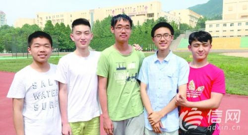 一个宿舍，6个学霸！