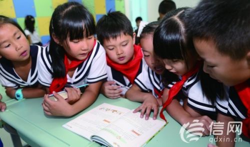 李沧区编印中小学生《责任教育读本》 责任教育进课程全国首创！