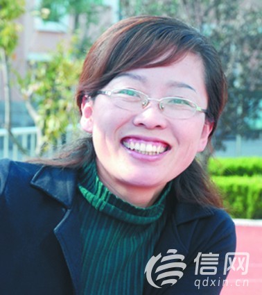 教师是实现教育现代化的第一资源 教师节，李沧表彰五位名师