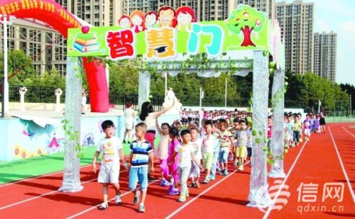 开学啦,一切都是崭新的 古琴课传承文化 开笔礼启动首课