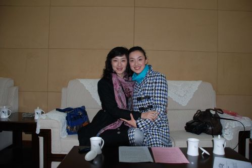 姜竹亭（左）和姜馨田