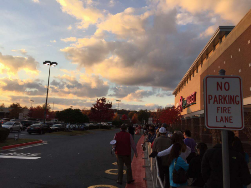 30萬海信電視美國黑五被秒搶336