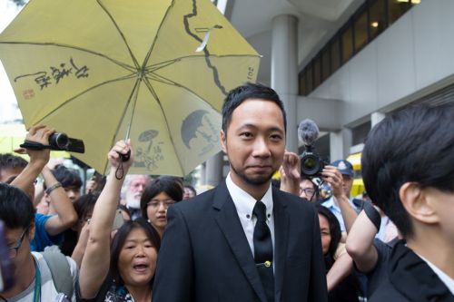 被毆打的公民黨成員曾健超