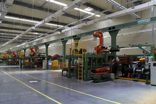 2-雙星打造的全球第一個商用車胎“工業4.0”智能化工廠--內景