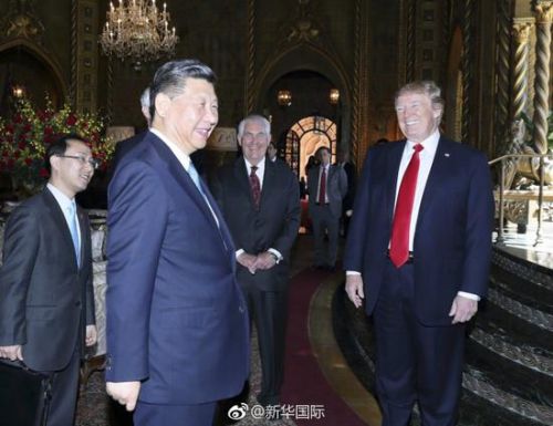 當地時間7日，國家主席習近平在美國佛羅里達州海湖莊園同美國總統特朗普舉行中美元首第二場正式會晤。（新華社記者蘭紅光攝）