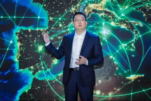 【網(wǎng)絡(luò)新聞稿】聯(lián)想創(chuàng)新科技大會(huì)·青島峰會(huì)2017.04.13 (1)382