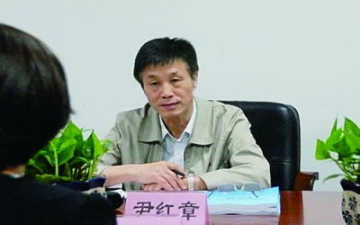 國家食品藥品監(jiān)督管理總局藥品審評中心原副主任尹紅章資料圖