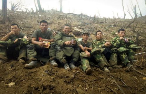 6933e0f5ed42475680d4708c55496075