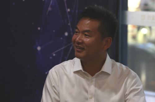 金茂青島公司副總經理權東星