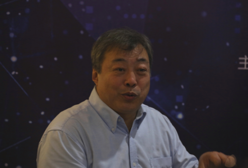 青島房地產投融資中心主任、青島市工商聯(lián)房地產行業(yè)聯(lián)盟副理事長 龍江