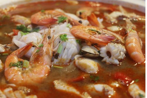 泰式冬蔭功湯。