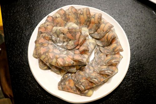清真烏雞卷。