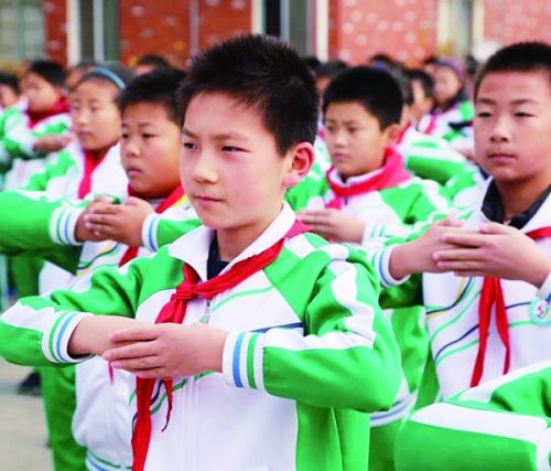 李沧区第二实验小学90岁啦！