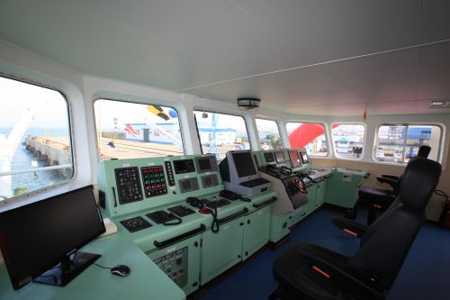 &ldquo;創(chuàng)新二&rdquo;號駕駛臺