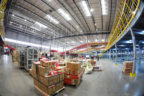 山東省最大的物流中心之一在青啟用2