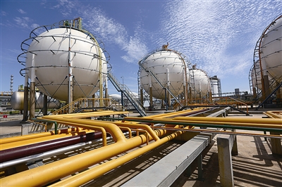 海灣化學(xué)集團(tuán)公司在董家口循環(huán)經(jīng)濟(jì)示范區(qū)新建廠區(qū)一角