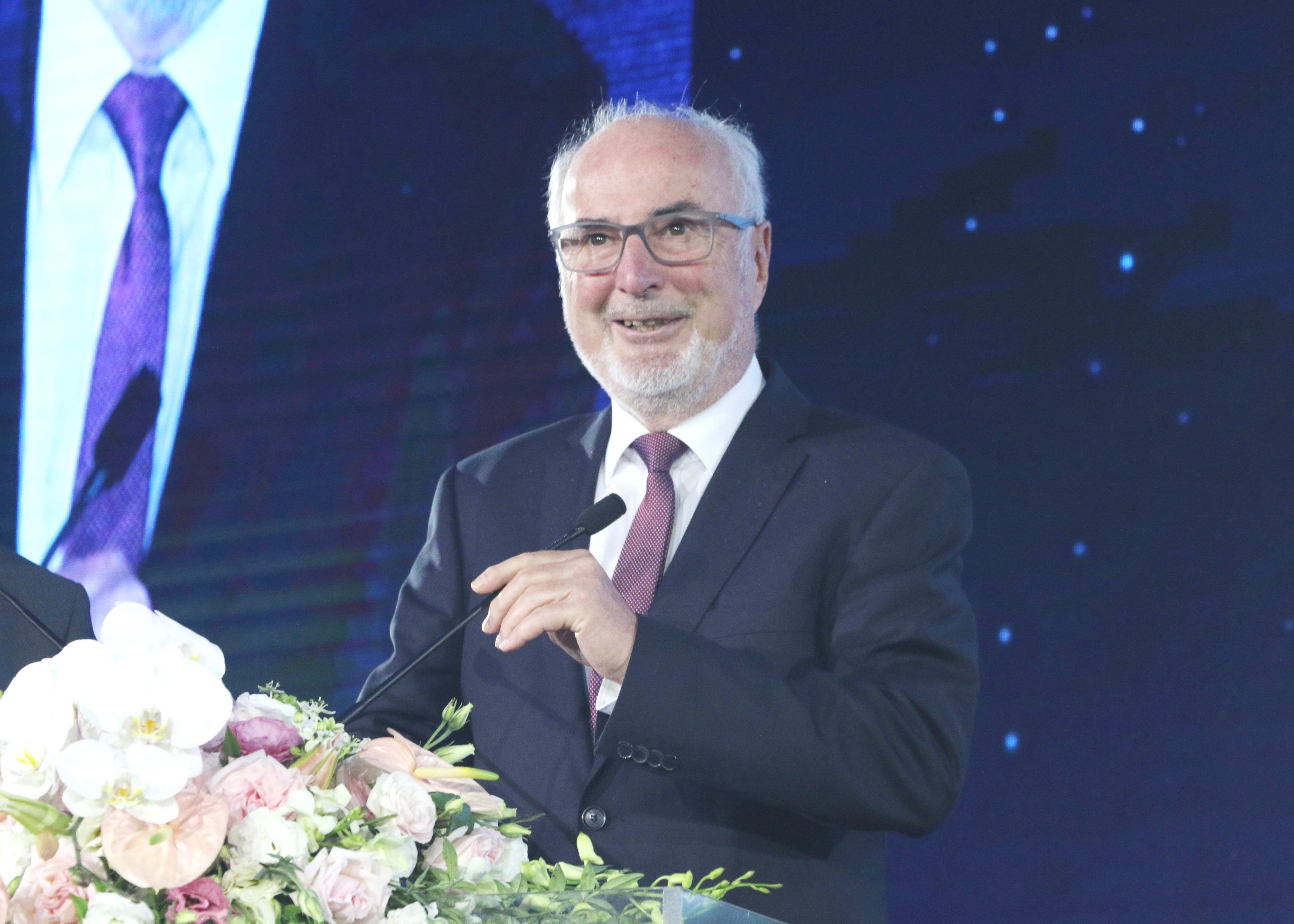 德國國家科學與工程院院士 庫恩先生演講。盛軍 攝03