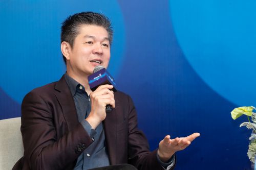 安利亞太區總裁及安利(中國)董事長顏志榮